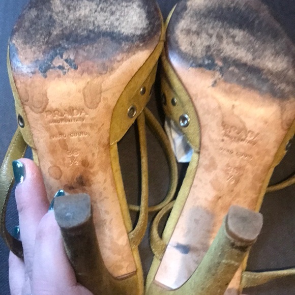 Prada green suede heels size 38.5 - Picture 7 of 8